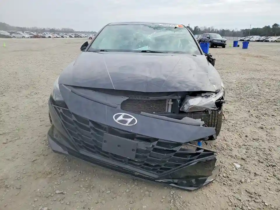 KMHLM4AJ1NU019216 2022 HYUNDAI ELANTRA-4