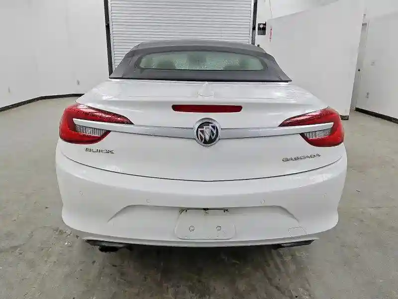 W04WH3N56JG029675 2018 BUICK CASCADA-5