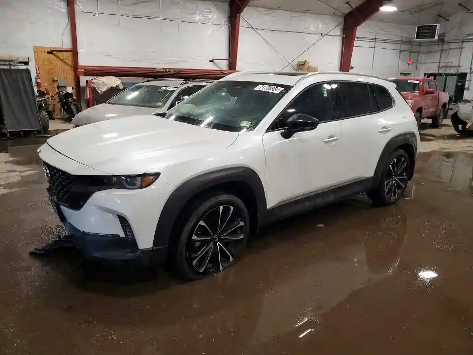 7MMVABDY7SN365649 2025 MAZDA CX-50-0