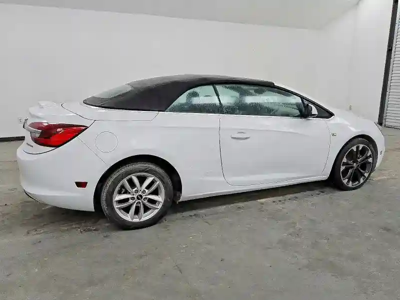 W04WH3N56JG029675 2018 BUICK CASCADA-2