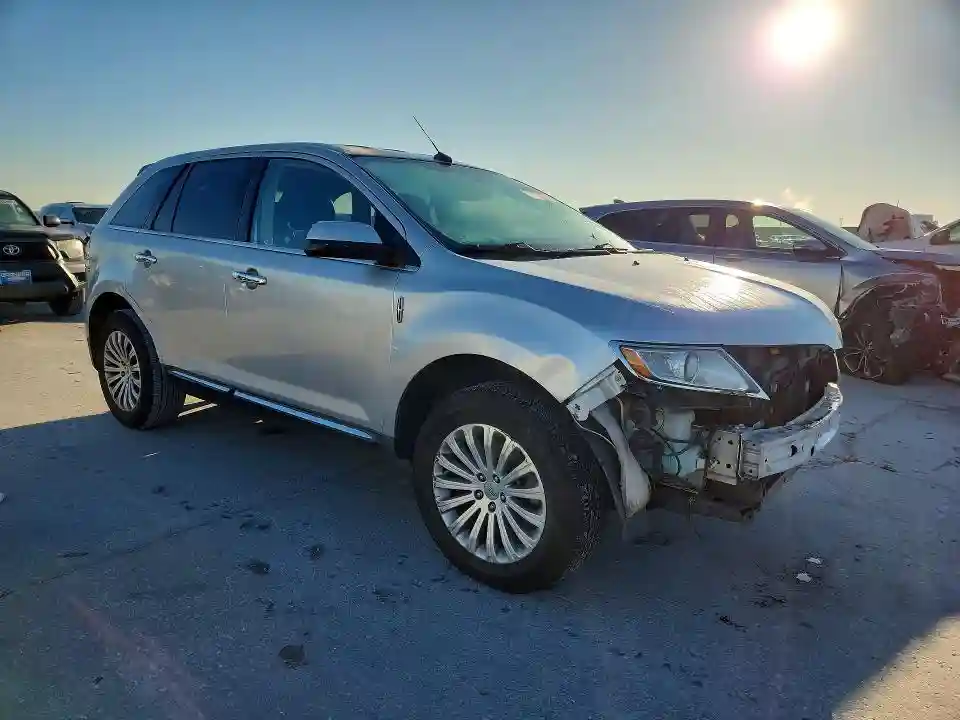 2LMDJ6JK2DBL04730 2013 LINCOLN MKX-3