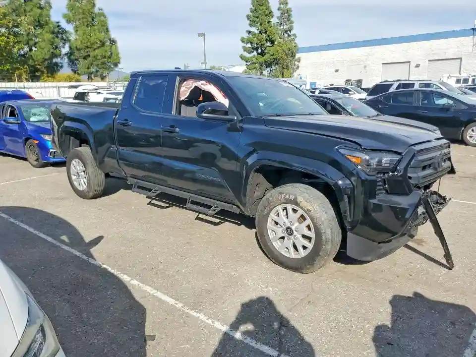 3TMKB5FN3SM050653 2025 TOYOTA TACOMA-3