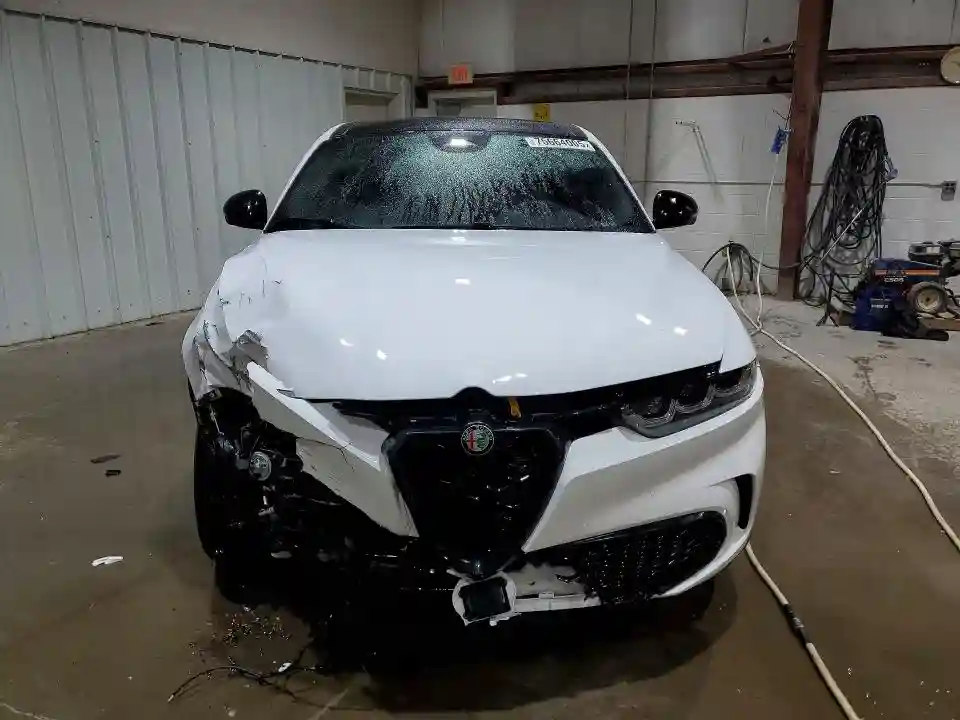 ZASPATDW7R3059641 2024 ALFA ROMEO TONALE VEL-4