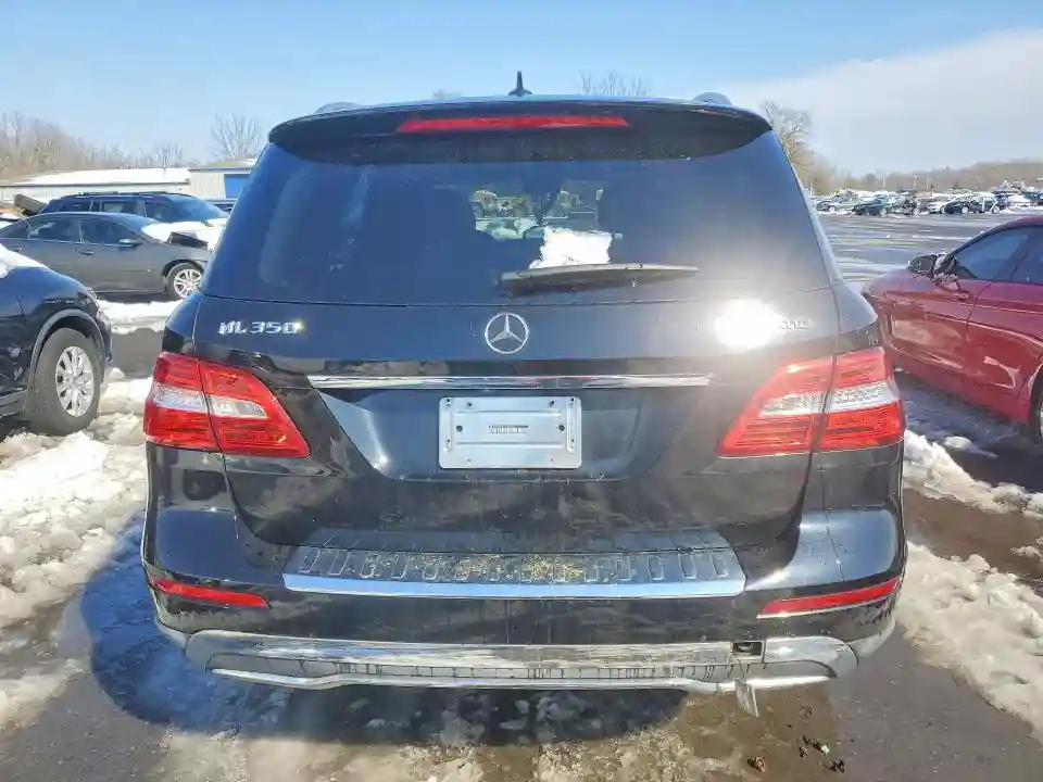 4JGDA5HB5CA022202 2012 MERCEDES BENZ M-CLASS-5