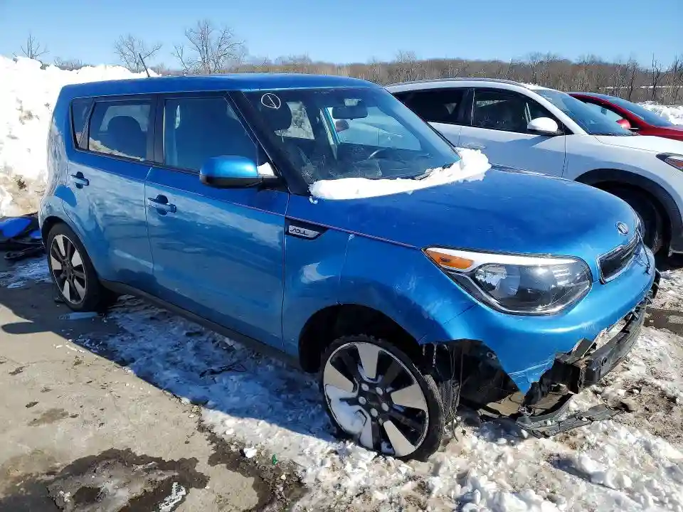 KNDJP3A59G7401141 2016 KIA SOUL-3