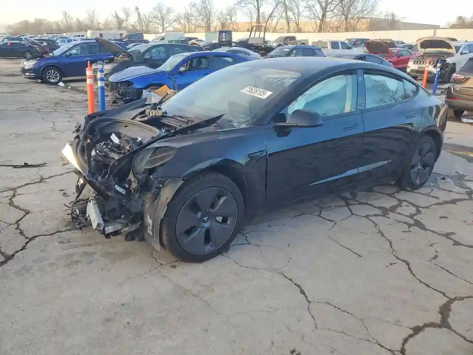 5YJ3E1EA6PF660416 2023 TESLA MODEL 3-0