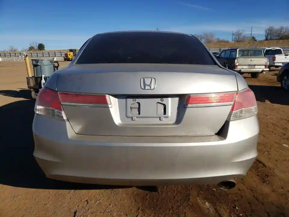 1HGCP2F64CA132159 2012 HONDA ACCORD-5