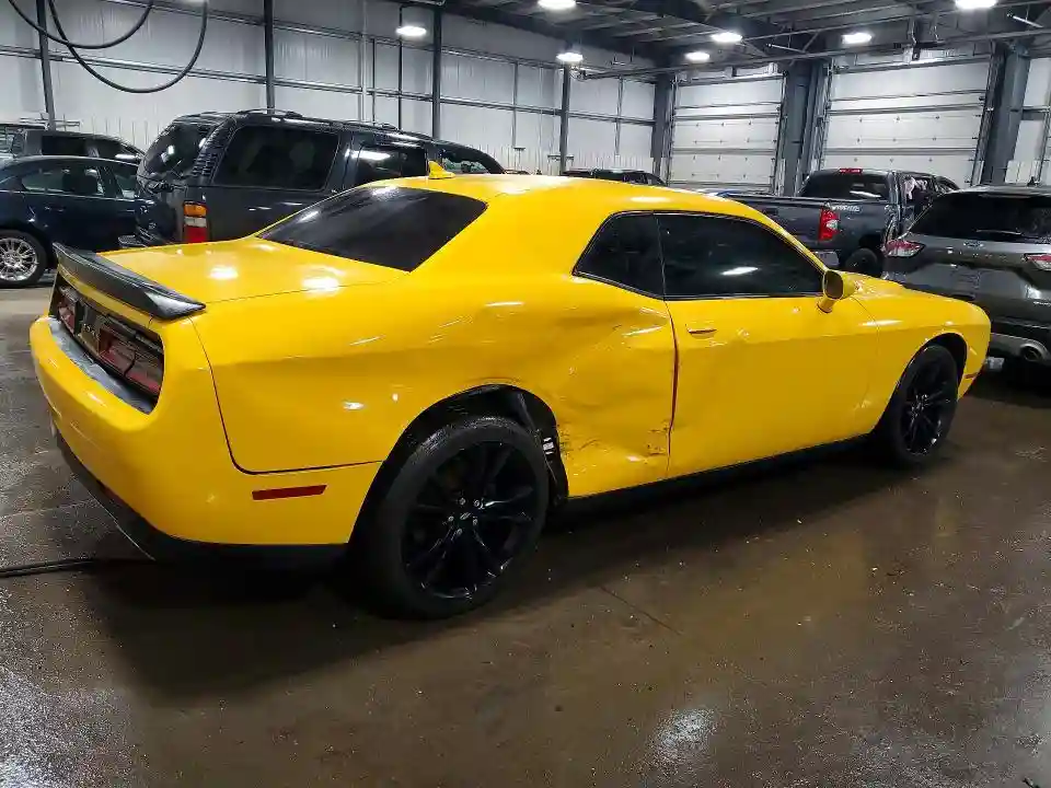 2C3CDZAG4JH322403 2018 DODGE CHALLENGER-2