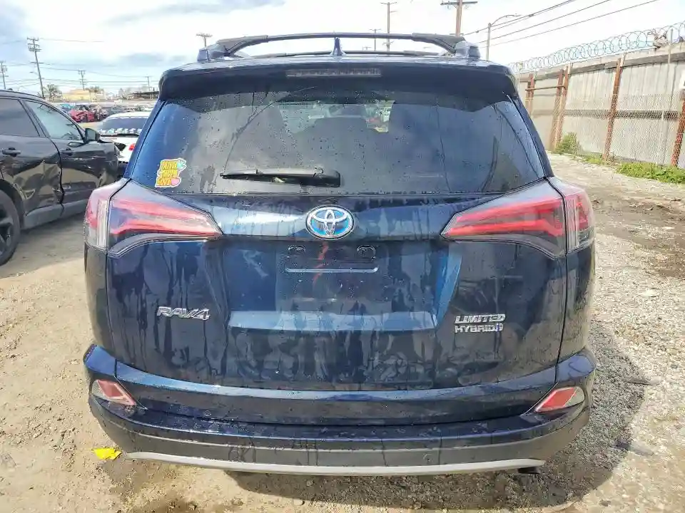 JTMDJREV5JD223068 2018 TOYOTA RAV4-5
