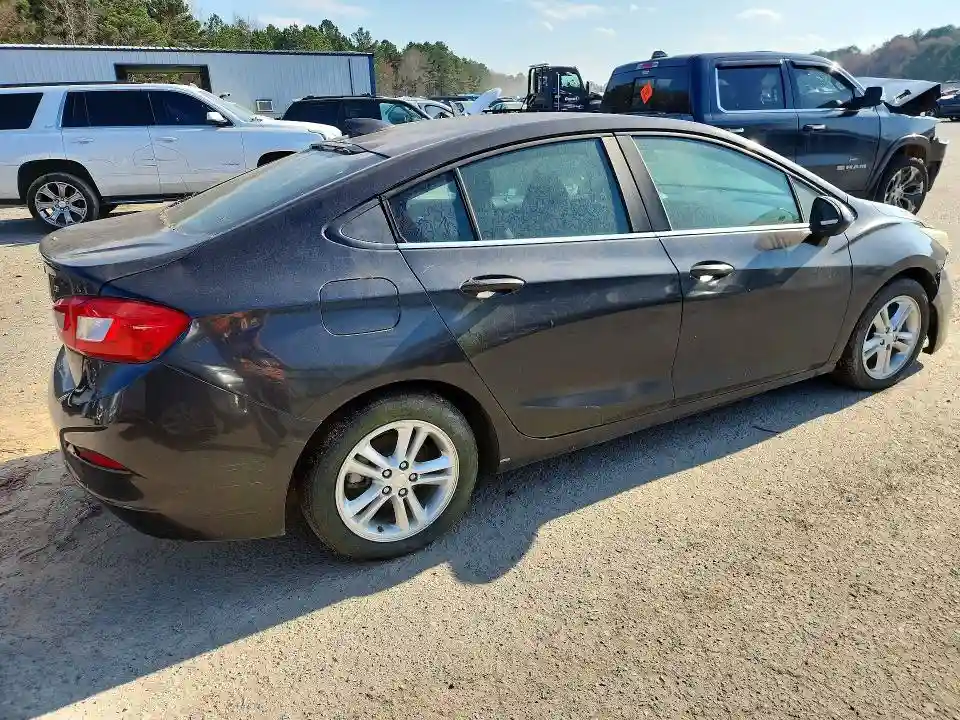 1G1BE5SM1H7126452 2017 CHEVROLET CRUZE-2