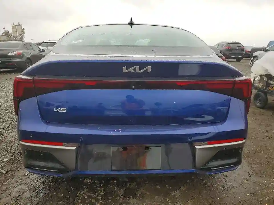 KNAG34J79S5276625 2025 KIA K5-5