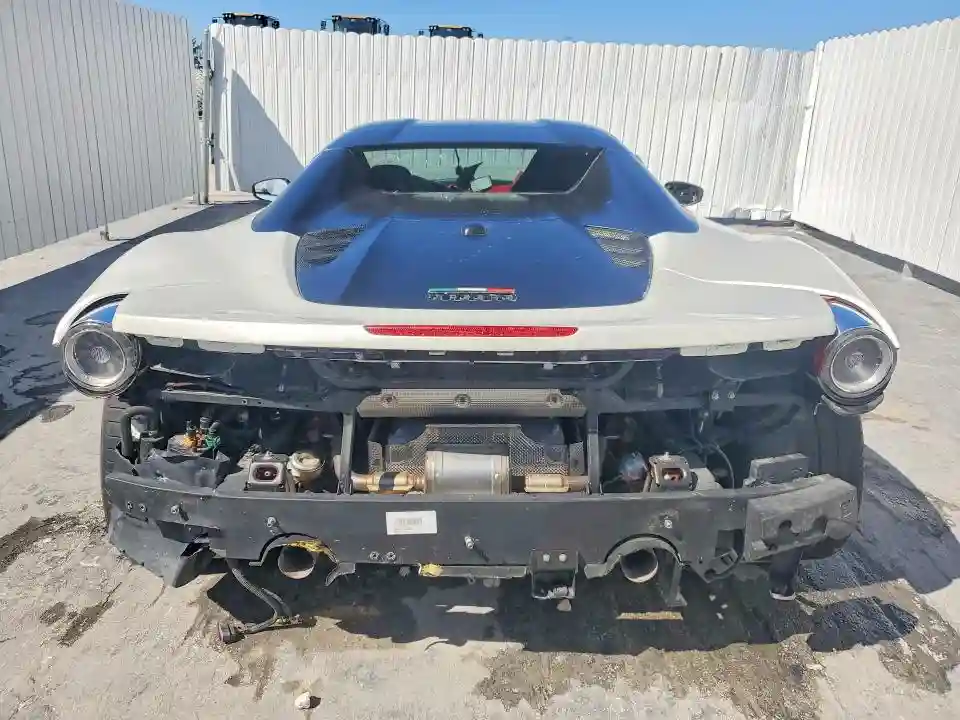 ZFF80AMA4J0229716 2018 FERRARI ALL OTHER-5