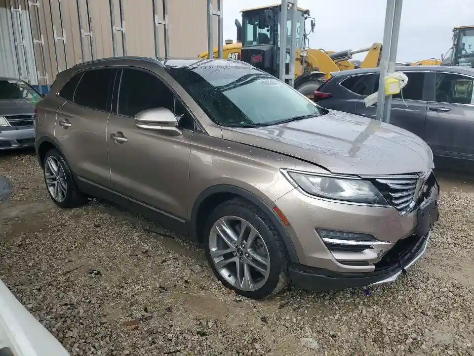 5LMCJ3D95JUL00852 2018 LINCOLN MKC-3