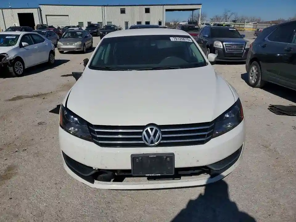 1VWAT7A3XEC023009 2014 VOLKSWAGEN PASSAT-4