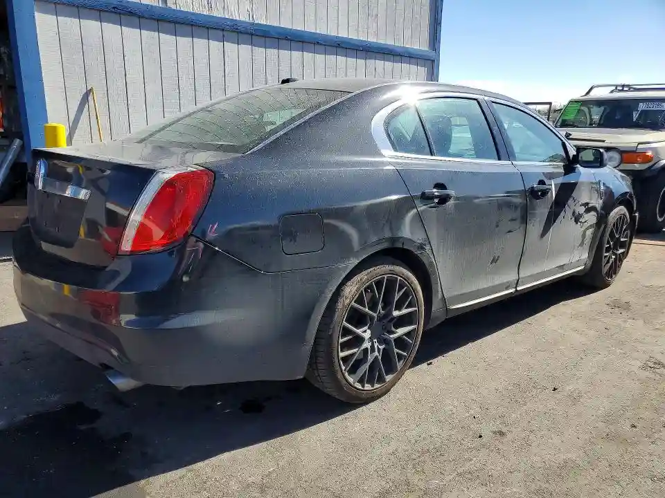 1LNHL9FT2BG607412 2011 LINCOLN MKS-2