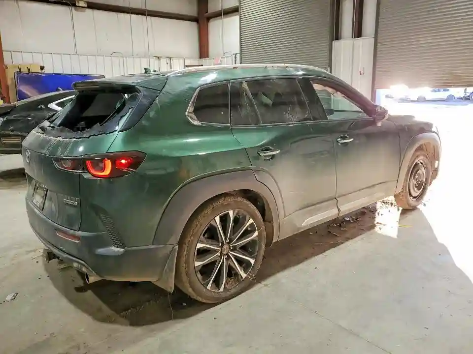 7MMVABEM3SN352201 2025 MAZDA CX-50-2
