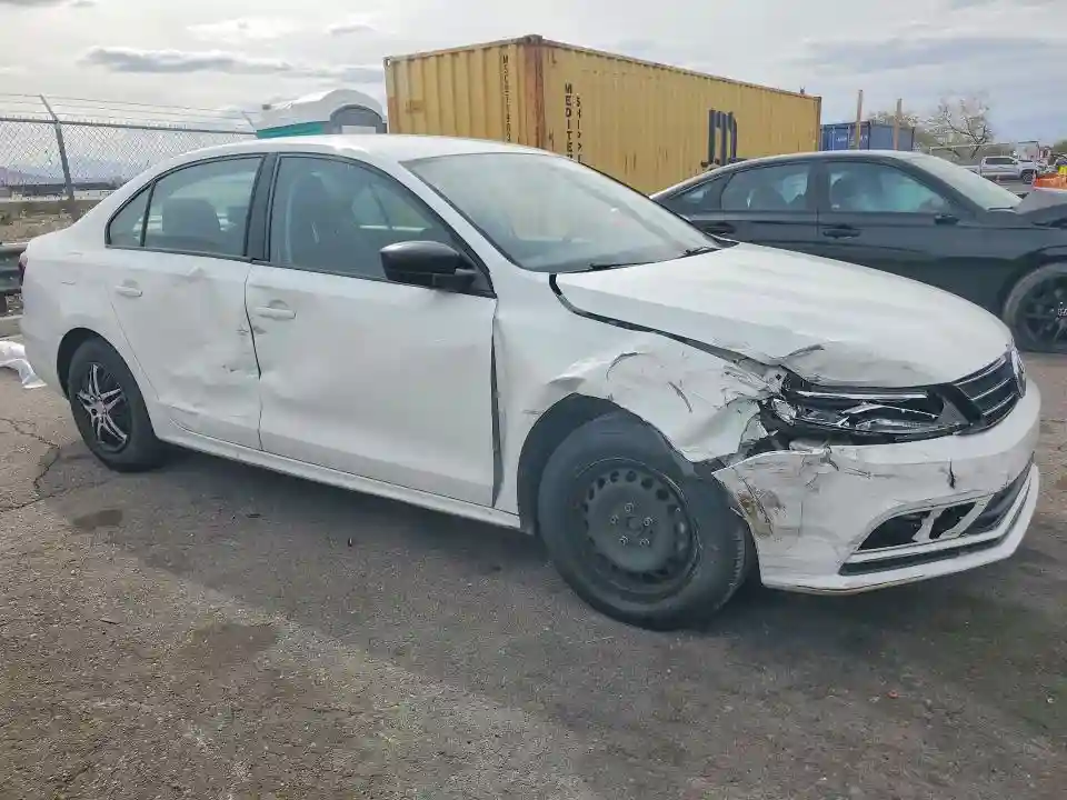3VW267AJ4GM403779 2016 VOLKSWAGEN JETTA-3