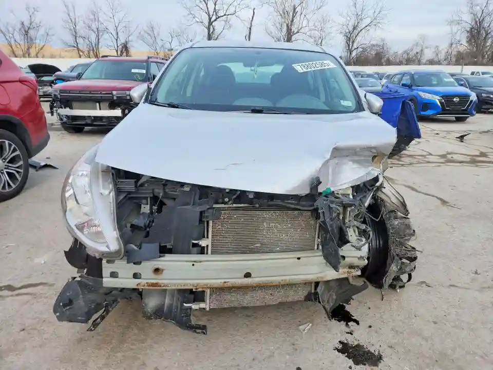 3N1CN7AP3KL876248 2019 NISSAN VERSA-4
