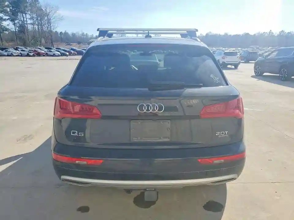 WA1BNAFY0J2087413 2018 AUDI Q5-5