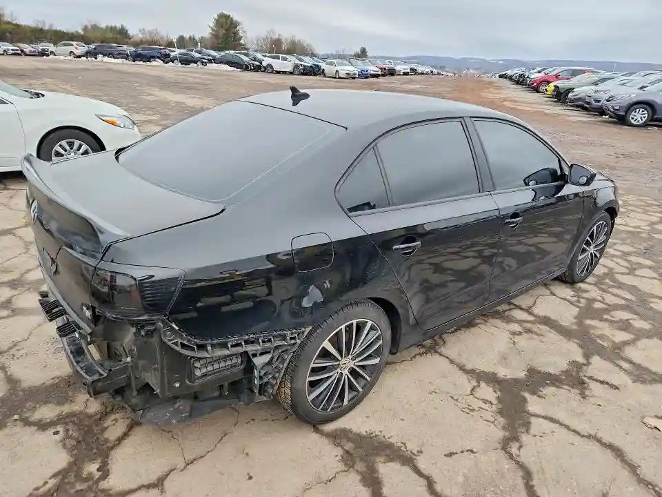 3VWD17AJ1GM229192 2016 VOLKSWAGEN JETTA-2