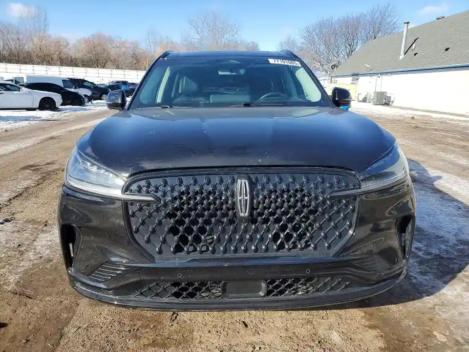 5LM5J7XC9SGL27219 2025 LINCOLN AVIATOR-4