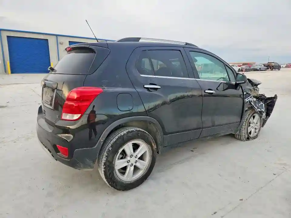 3GNCJPSB4KL296669 2019 CHEVROLET TRAX-2