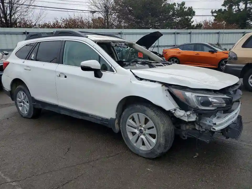 4S4BSAFC5J3259735 2018 SUBARU OUTBACK-3