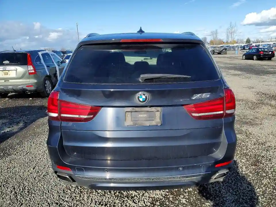 5UXKS4C59J0Z89904 2018 BMW X5-5