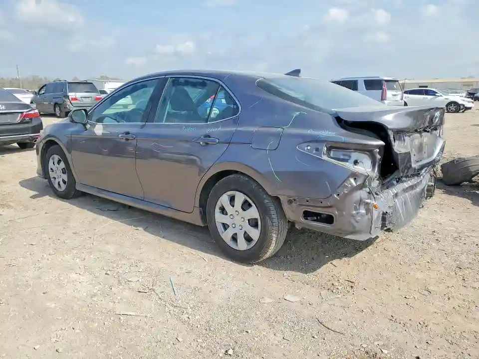 4T1C31AK7NU576190 2022 TOYOTA CAMRY-1
