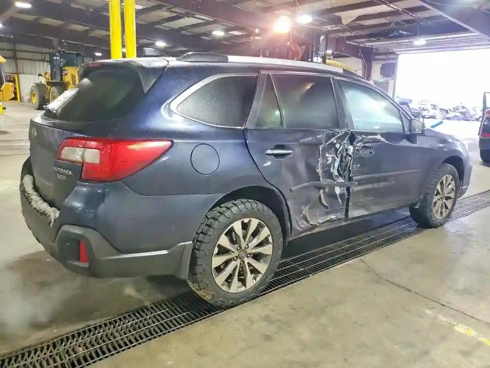 4S4BSETC6J3342070 2018 SUBARU OUTBACK-2