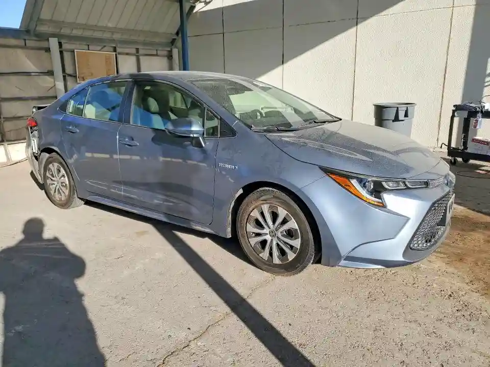 JTDEAMDE9MJ035264 2021 TOYOTA COROLLA-3