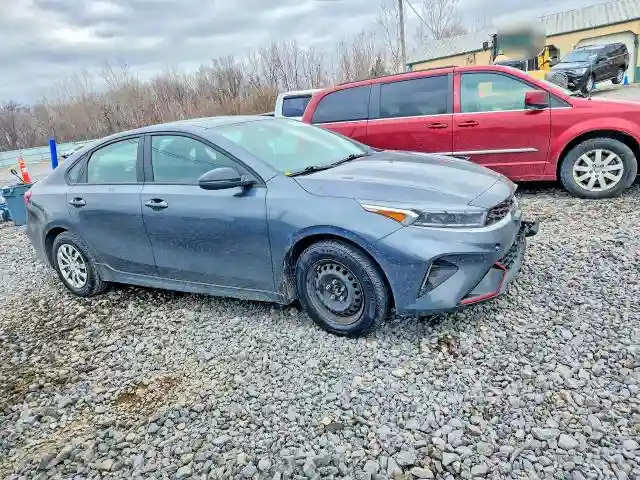 3KPF44AC6NE492661 2022 KIA FORTE-3