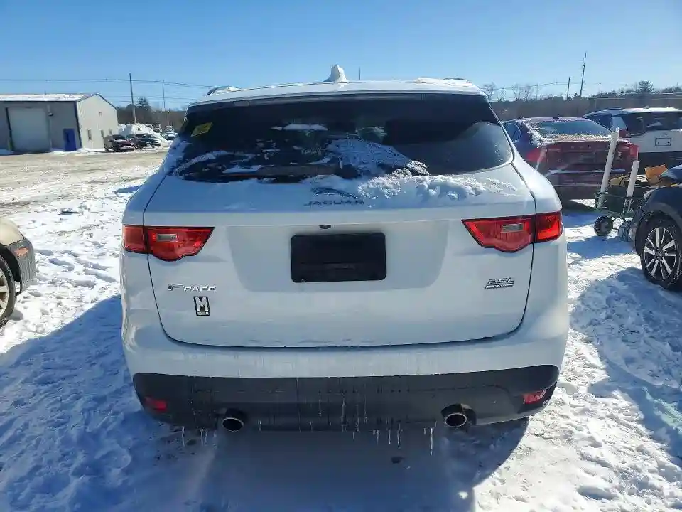 SADCJ2FXXKA610919 2019 JAGUAR F-PACE-5