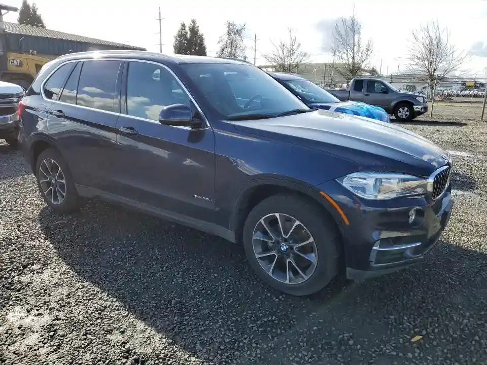 5UXKS4C59J0Z89904 2018 BMW X5-3