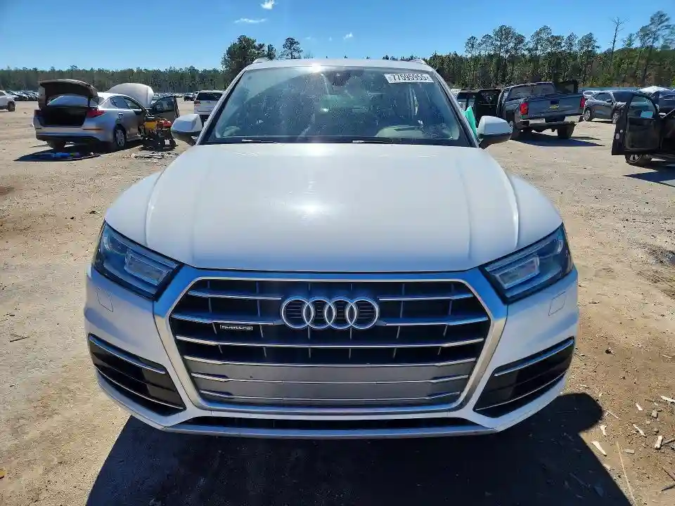 WA1ANAFY6J2226147 2018 AUDI Q5-4