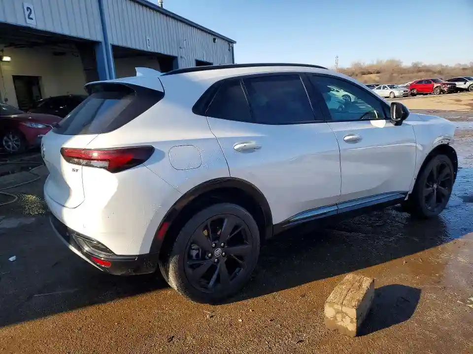 LRBAZLR44PD120872 2023 BUICK ENVISION-2