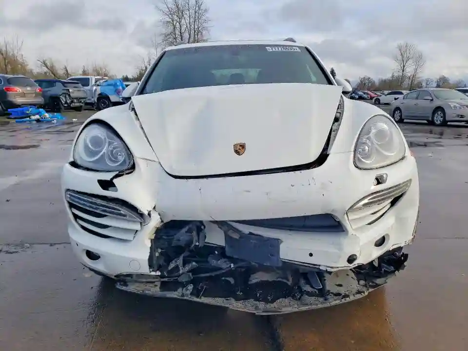 WP1AA2A27CLA10930 2012 PORSCHE CAYENNE-4