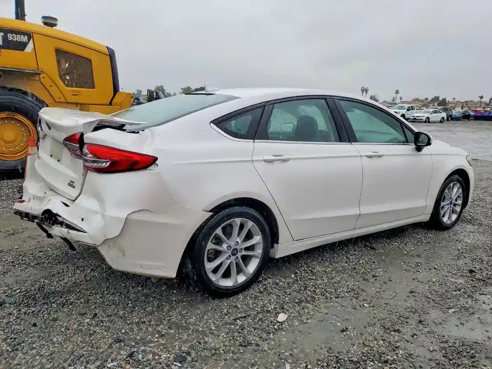 3FA6P0LU5LR229241 2020 FORD FUSION-2