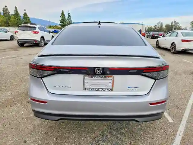 1HGCY2F50SA075073 2025 HONDA ACCORD-5