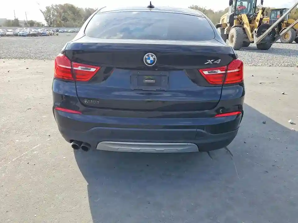 5UXXW3C5XJ0T82883 2018 BMW X4-5