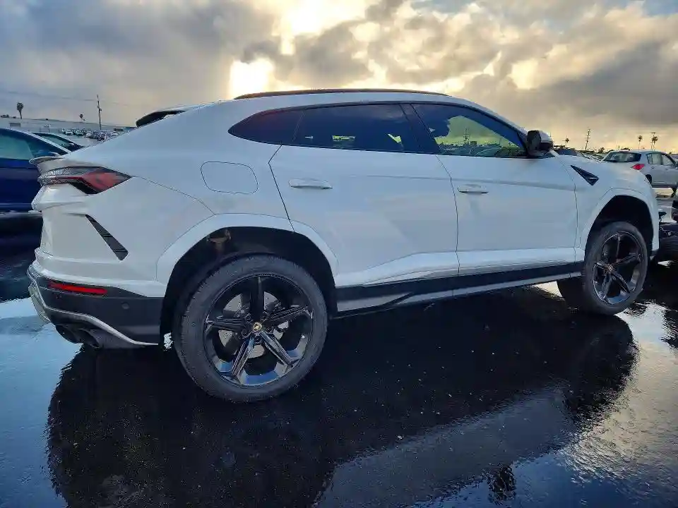 ZPBUA1ZL6MLA11454 2021 LAMBORGHINI ALL OTHER-2