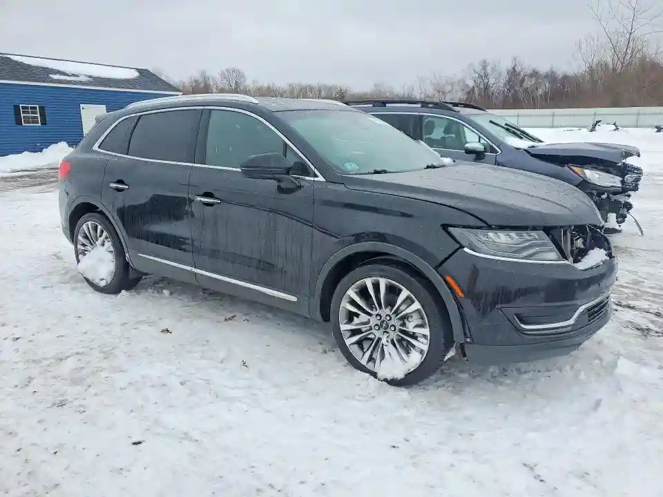 2LMPJ8LP1HBL37001 2017 LINCOLN MKX-3