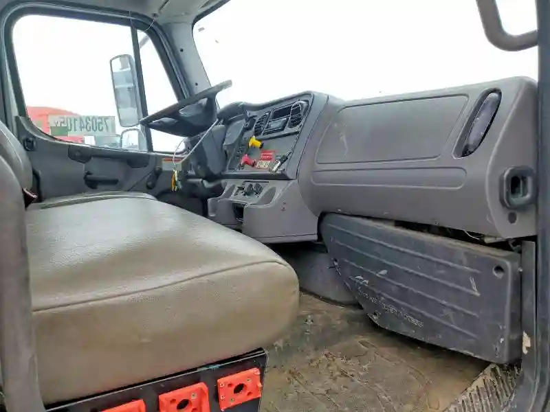 1FVACXDT4FHGK2806 2015 FREIGHTLINER ALL MODELS-4