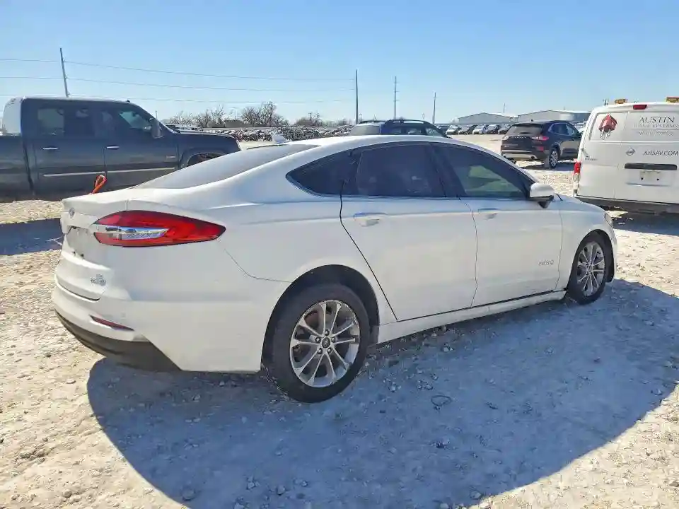 3FA6P0LU4KR104987 2019 FORD ALL MODELS-2