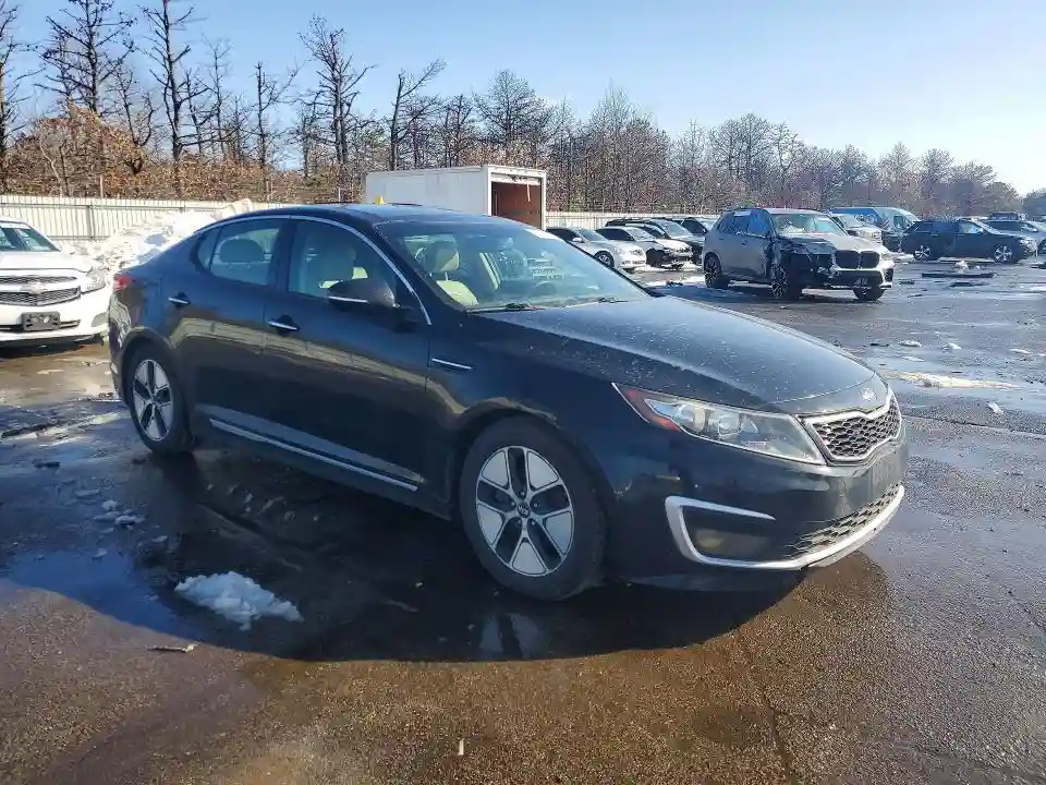 KNAGM4AD2C5034313 2012 KIA OPTIMA-3