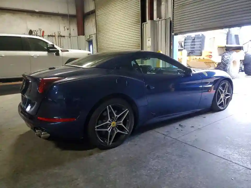 ZFF77XJA4H0226114 2017 FERRARI ALL MODELS-2