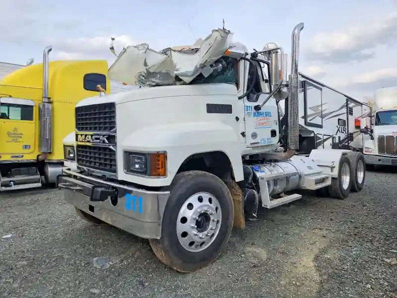 1M1PN4GY2SM015212 2025 MACK ALL MODELS-1