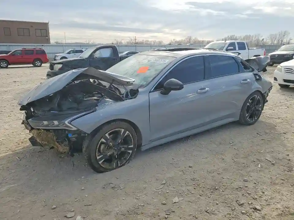 5XXG64J21NG136213 2022 KIA K5 GT-LINE-0