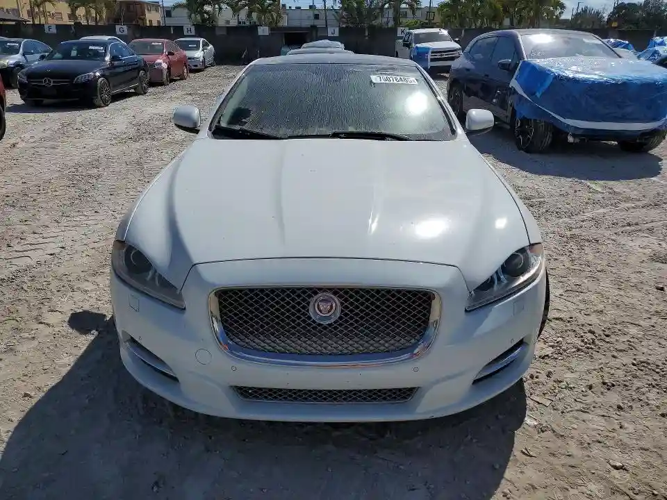 SAJWA1CZ3E8V66221 2014 JAGUAR XJ-4