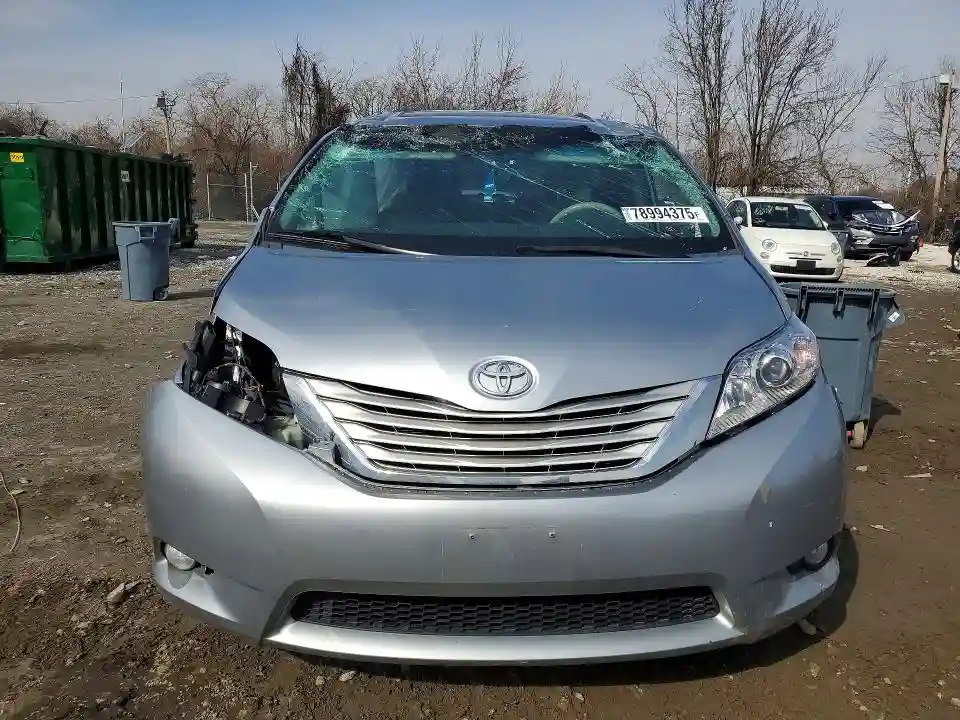 5TDYK3DC1ES407512 2014 TOYOTA SIENNA-4